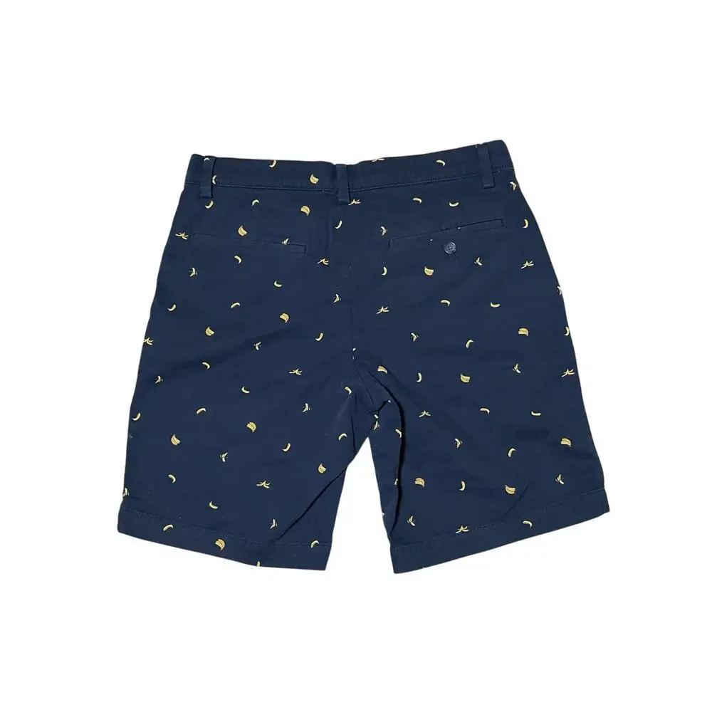 Banana Republic ships from